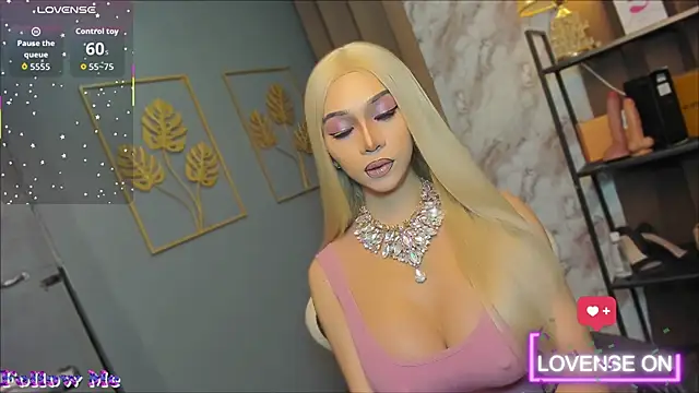 Snapshot of CelinaWintour chatting on February 2026 05:36:01 PM CelinaWintour online show from February 2026 05:36:01 PM