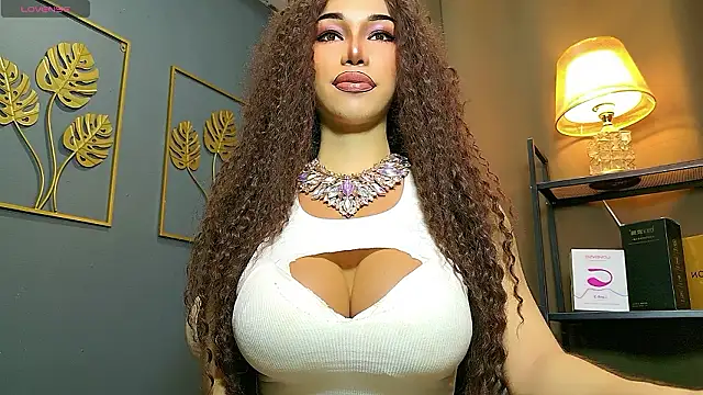 Snapshot of CelinaWintour chatting on March 2026 06:05:02 PM CelinaWintour online show from March 2026 06:05:02 PM