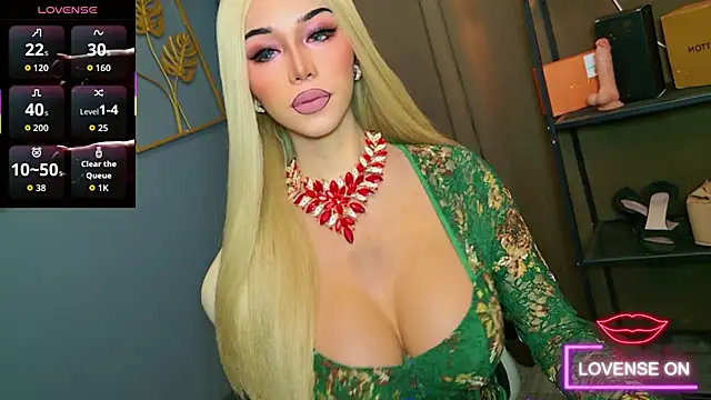 Snapshot of CelinaWintour chatting on March 2026 05:52:02 PM CelinaWintour online show from March 2026 05:52:02 PM