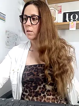 SofiEsteves online show from April 2026 02:25:01 PM