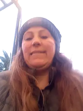 SofiEsteves online show from May 2026 09:10:02 PM