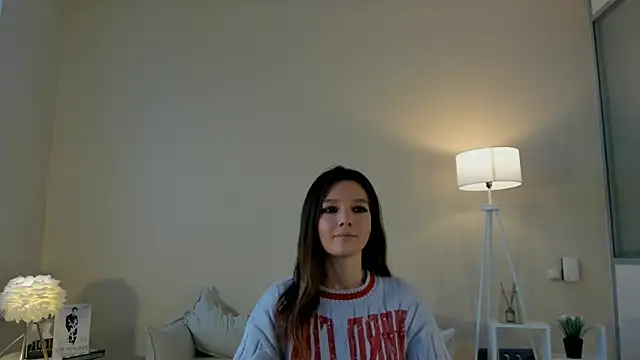 DrusillaVerso online show from December 2025 09:15:01 AM