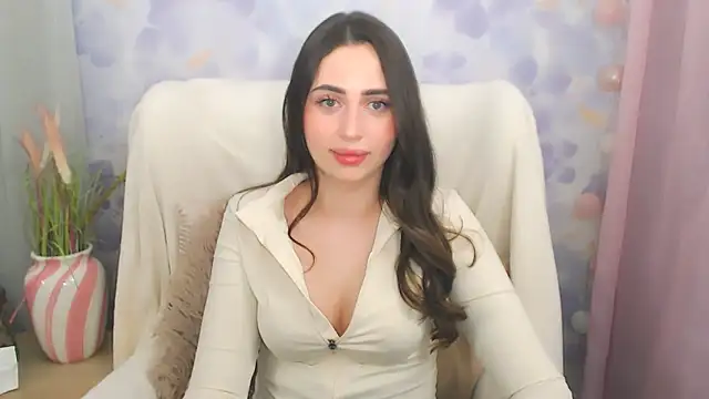 LarissaSweet21 online show from April 2026 07:33:02 PM