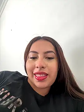 Emily joee  online show from December 2025 04:03:02 PM