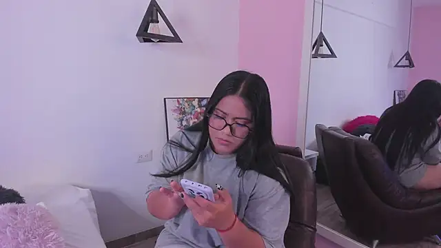 Briana Goldd online show from April 2026 03:21:02 AM