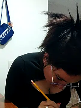 mara adiction online show from February 2026 10:48:02 PM