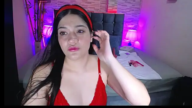 Snapshot of Valeri_hot22 chatting on April 2026 09:39:33 PM Valeri hot22 online show from April 2026 09:39:33 PM