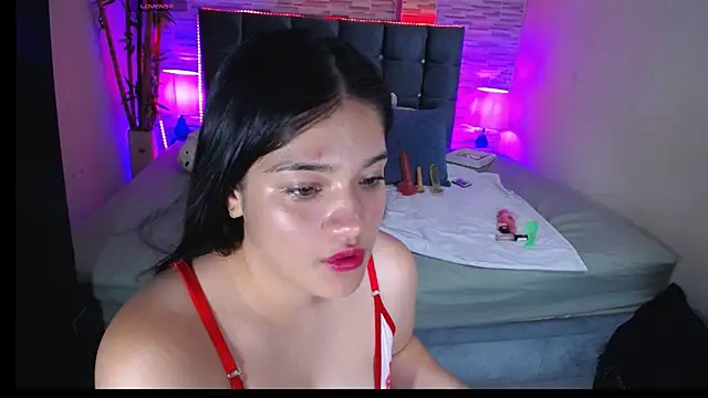 Snapshot of Valeri_hot22 chatting on April 2026 01:53:01 AM Valeri hot22 online show from April 2026 01:53:01 AM