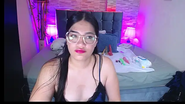 Snapshot of Valeri_hot22 chatting on May 2026 08:25:01 PM Valeri hot22 online show from May 2026 08:25:01 PM