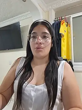 Valeri hot22 online show from June 2026 10:52:02 PM