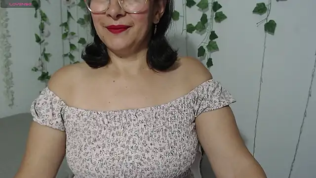 christy ant online show from February 2026 06:13:02 PM