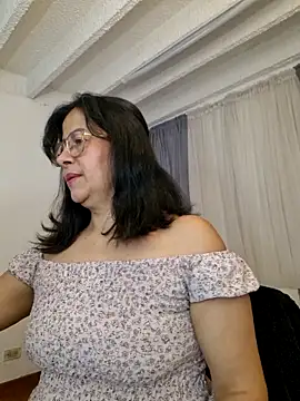 christy ant online show from April 2026 06:38:01 PM
