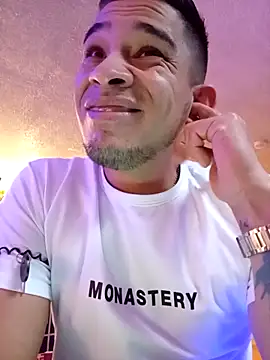 Snapshot of Gloryholeroom chatting on March 2026 07:17:01 PM Gloryholeroom online show from March 2026 07:17:01 PM