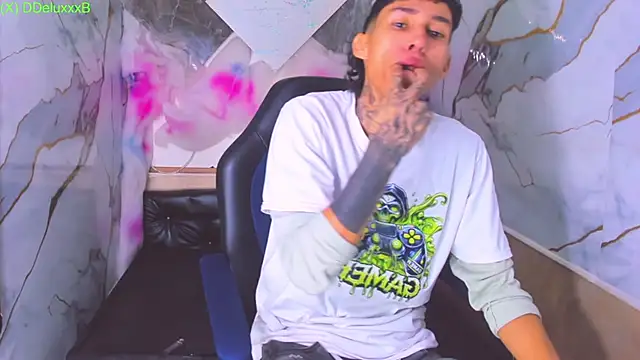 Daniel Deluc77 online show from January 2026 11:58:01 AM