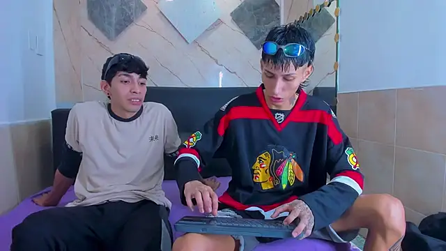 Daniel Deluc77 online show from February 2026 03:32:02 AM