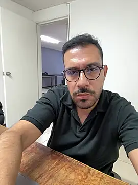 Snapshot of AdrianGarcia89 chatting on May 2026 01:11:02 AM AdrianGarcia89 online show from May 2026 01:11:02 AM