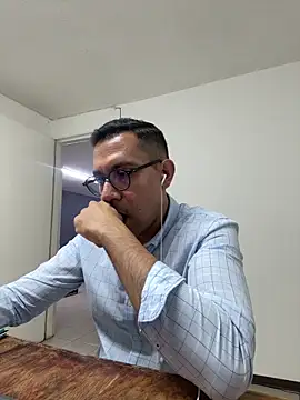 Snapshot of AdrianGarcia89 chatting on June 2026 01:30:01 AM AdrianGarcia89 online show from June 2026 01:30:01 AM