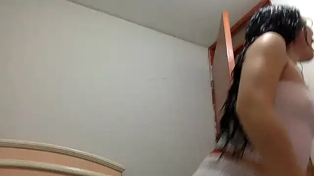 LatinDoll8 online show from July 2026 09:46:02 PM