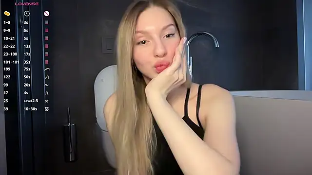 Snapshot of blondinkaa chatting on April 2026 09:52:01 AM blondinkaa online show from April 2026 09:52:01 AM