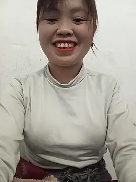 kiss-you12 online show from February 2026 02:11:02 PM