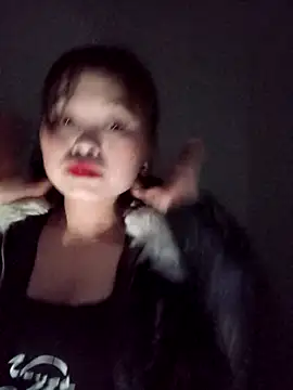 kiss-you12 online show from February 2026 02:10:01 PM