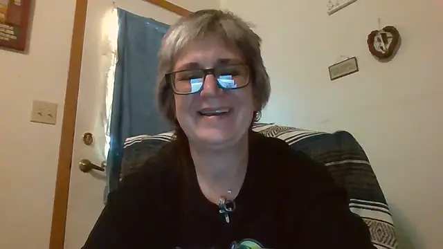 becky1111 online show from May 2026 12:40:02 AM