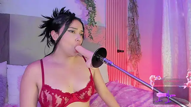 isabellagiirl online show from June 2026 08:33:01 PM