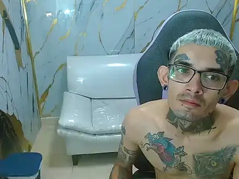 Boy tatto77 online show from January 2026 04:12:02 PM