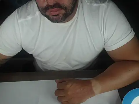 drlluis online show from January 2026 09:30:02 PM