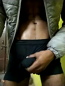 Jordyalnino92 online show from December 2025 07:54:01 PM