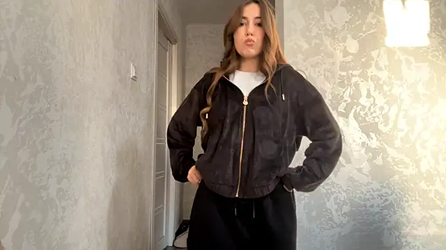 DeannaSuri online show from December 2025 01:29:02 PM