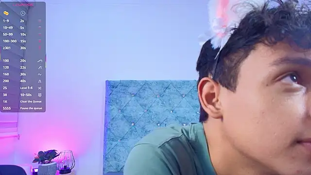 maxfrost 1 online show from February 2026 07:20:01 PM