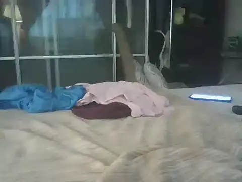 KL-HUNKY2025 online show from February 2026 10:40:02 AM