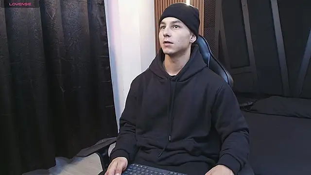 Snapshot of Noah_Clarkk chatting on March 2026 01:26:01 PM Noah Clarkk online show from March 2026 01:26:01 PM