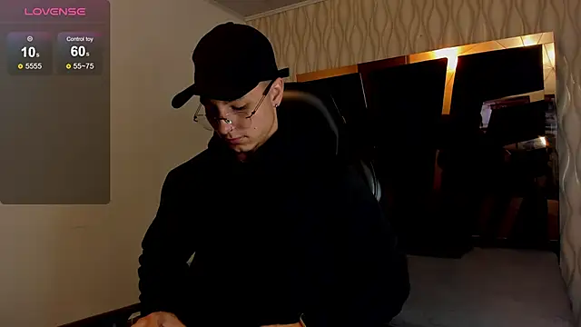 Snapshot of Noah_Clarkk chatting on March 2026 05:19:01 PM Noah Clarkk online show from March 2026 05:19:01 PM