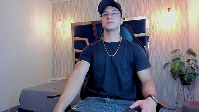 Snapshot of Noah_Clarkk chatting on March 2026 05:27:01 PM Noah Clarkk online show from March 2026 05:27:01 PM