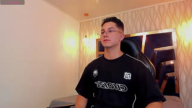 Snapshot of Noah_Clarkk chatting on March 2026 05:18:02 PM Noah Clarkk online show from March 2026 05:18:02 PM