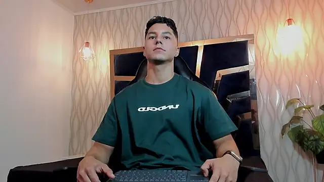 Snapshot of Noah_Clarkk chatting on March 2026 05:45:02 PM Noah Clarkk online show from March 2026 05:45:02 PM