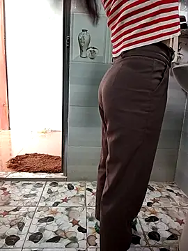 Sweet-Berryy online show from March 2026 01:31:02 AM