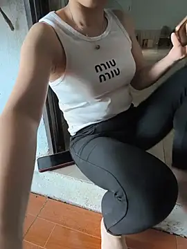 Sweet-Berryy online show from June 2026 01:27:01 AM