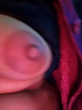 Snapshot of QWEEN7B chatting on January 2026 11:56:02 AM QWEEN7B online show from January 2026 11:56:02 AM