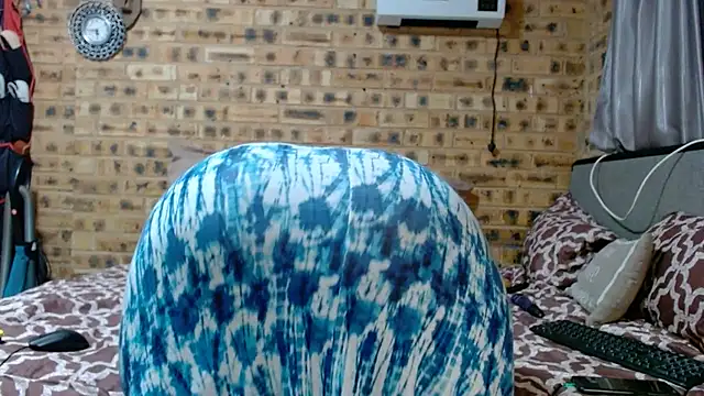 AFRICANBOOTYLICIOUS online show from June 2026 09:39:01 PM