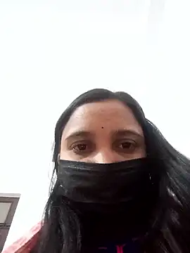 Miya mona online show from January 2026 04:20:02 PM