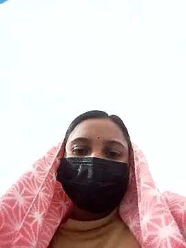 Miya mona online show from January 2026 05:32:01 AM