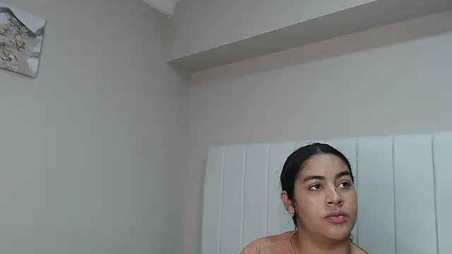 alicce will02 online show from February 2026 01:37:01 PM