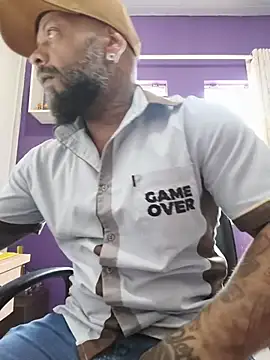 morenoteza0 online show from February 2026 06:44:01 PM