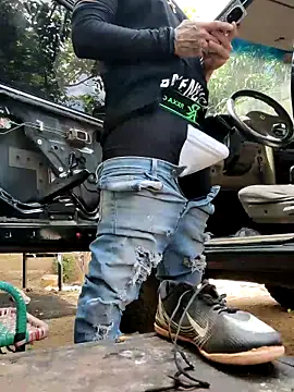 Snapshot of PIGHIGHDIRTY_p0 chatting on February 2026 06:15:01 PM PIGHIGHDIRTY p0 online show from February 2026 06:15:01 PM