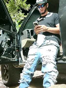 Snapshot of PIGHIGHDIRTY_p0 chatting on March 2026 04:53:01 AM PIGHIGHDIRTY p0 online show from March 2026 04:53:01 AM