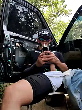 Snapshot of PIGHIGHDIRTY_p0 chatting on March 2026 06:35:02 PM PIGHIGHDIRTY p0 online show from March 2026 06:35:02 PM