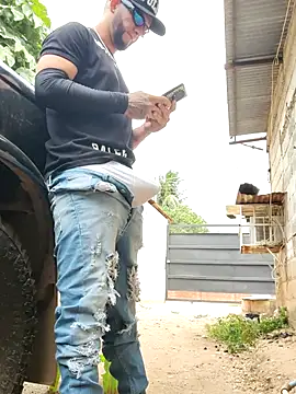 Snapshot of PIGHIGHDIRTY_p0 chatting on March 2026 06:58:02 PM PIGHIGHDIRTY p0 online show from March 2026 06:58:02 PM